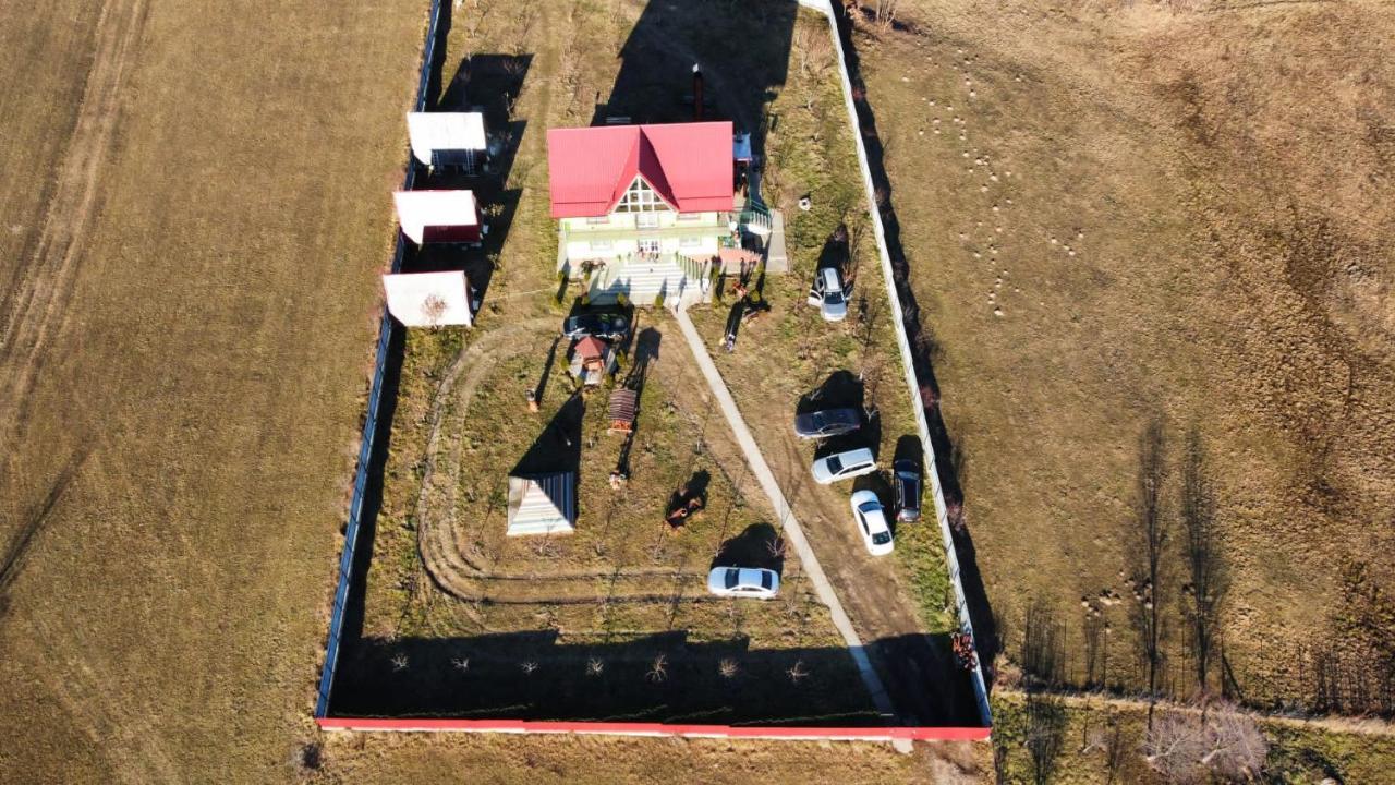 La Capra Vecinului Villa Oglinzi Exteriör bild